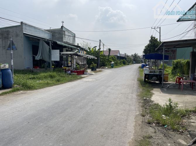 850TR Bán dãy trọ 13 phòng ngay KCN Tân Phú Trung đường Hồ Văn Tắng (556m2) sổ hồng riêng
