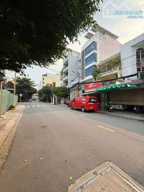 Bán nhà mặt tiền đường A4 (khu k300) P12 Tân Bình DT: 6,5m x 24m nhà 4 tầng vị trí đắc địa