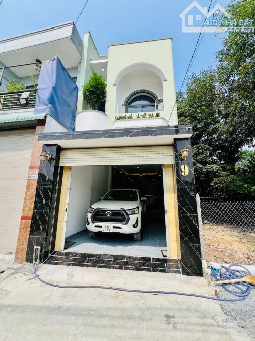 Nhà phú mỹ: 1 trệt 1 lầu giá 2 ty 950 thương lươnhj