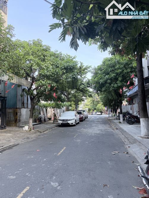 Bán đất tặng nhà mt đường Nguyễn Giản Thanh, Thanh Khê, DT 85M2 – Giá 5.7 TỶTL