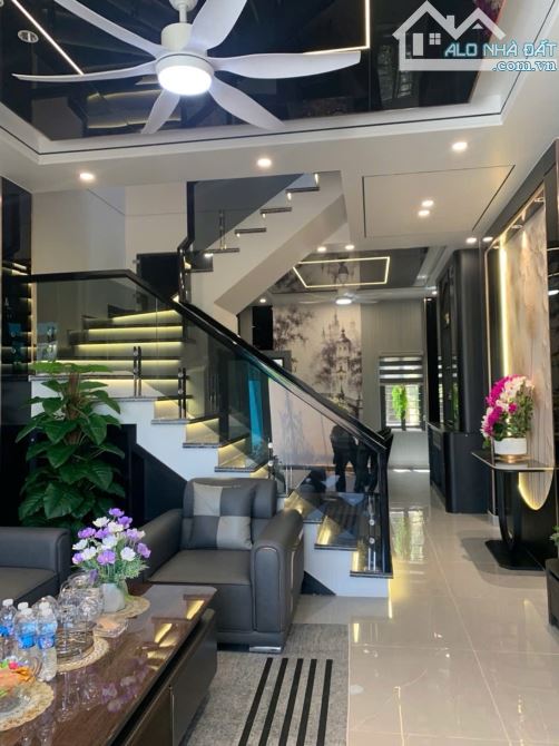 Bán Nhà - Cách Hạ - An Dương- 65 M² - Ôtô Đỗ Cửa - Giá 4,2 Tỷ