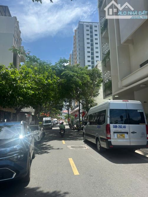 BÁN NHÀ 3 TẦNG ĐƯỜNG BÀN CỜ HỒ QUÝ LY ĐI BỘ RA BÃI SAU 400M DT 95 M2 GIÁ 13.5 TỶ