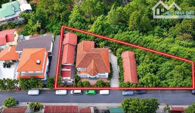 GIẢM GẦN 10 TỶ CHO VILLA 445M2 VIEW THÔNG GIỮA LÒNG ĐÀ LẠT
