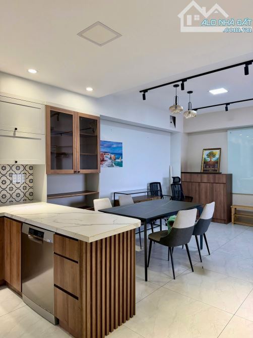 Cần bán gấp căn hộ cao cấp Granview, Phú Mỹ Hưng, quận 7