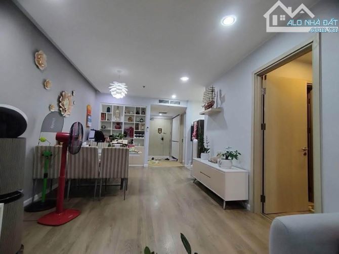 CĂN HỘ CHUNG CHƯ SỐ 3 LÊ TRỌNG TẤN THANH XUÂN 80M 2N2VS GIÁ HƠN 9 TỶ