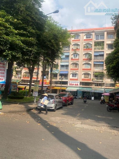 CHUNG CƯ NGÔ QUYỀN AN ĐÔNG – KẾ BV PHẠM NGỌC THẠCH - NGUYỄN CHÍ THANH Q5 GIÁP Q10 - 79M² -