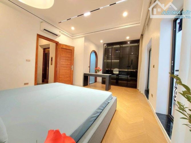 BÁN NHÀ BẠCH MAI 50M² 6 TẦNG MT 6,3M THANG MÁY NHÀ ĐẸP VỊ TRÍ GẦN PHỐ – 13,35 TỶ