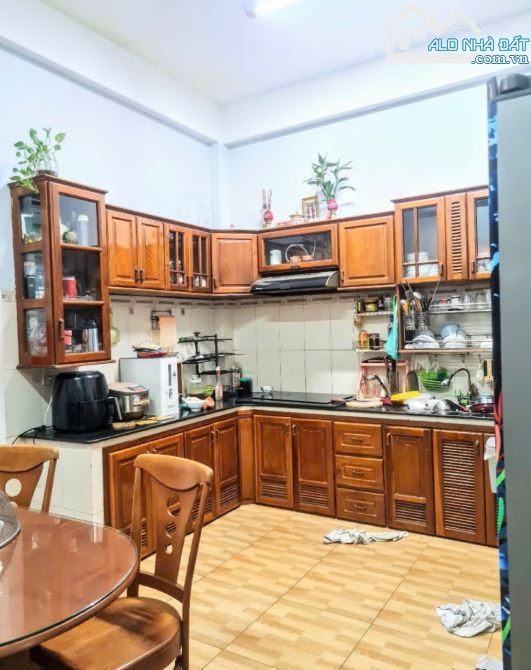 - Bán nhà 3 tầng 3 mê đường ( 7m5 ) Lý Triện, Thanh Khê, DT 81M2 – Giá 8.2 TỶTL