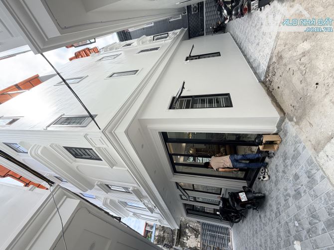🏡🏡🏡Bán Nhà 4 Tầng Xây Độc Lập Lô Góc Dãy 10 Căn Trung Tâm Phố An Đà