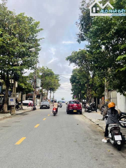 *Bán Lô đất 119m2 - Nguyễn Phan Vinh, chỉ 40m ra đến biển Sơn Trà, giá 16,5 Tỷ