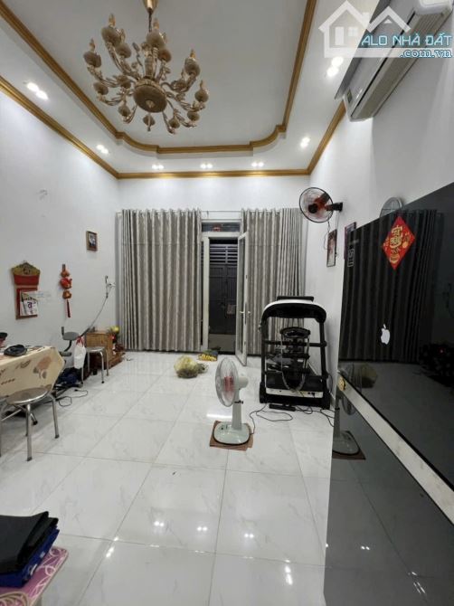 Bán nhà Lâm Văn Bền Quận 7, Giá 5.99 tỷ diện tích 4x19.5