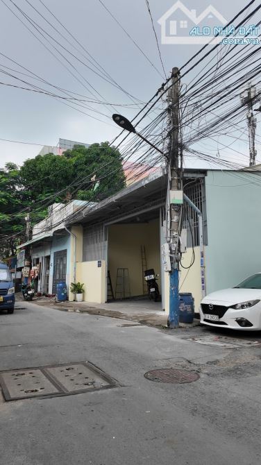 LÔ GÓC 251M² – NGANG 10M – CẠNH TRUNG TÂM HÀNH CHÍNH DĨ AN – CÓ SẴN XƯỞNG KIÊN CỐ