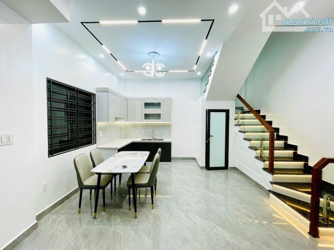 Bán nhà 3 tầng Lạch Tray, Ngô Quyền, Hải Phòng
