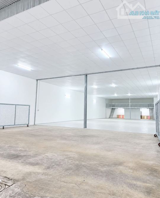 🔥 MẶT TIỀN NGAY VÒNG XOAY NGÃ 3 HOÀ BÌNH - DT: 12x35m - H: ĐB - Tc: 100% - 20 TỶ