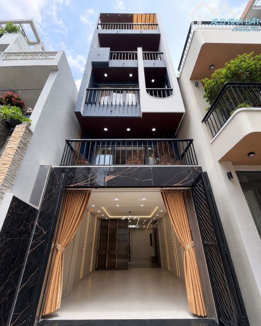 Chỉ Với 5Tỷ470 có ngay nhà hẻm Ôtô Ngay Đường Vĩnh Viễn,P6,Quận 10.Sổ sẵn.
