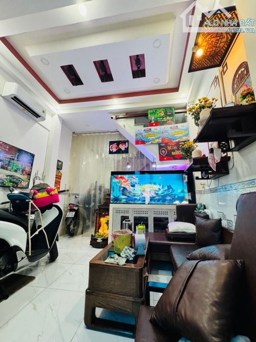 NHÍC 5Đ- XE HƠI ĐỖ CỬA- BÌNH ĐÔNG Q8- 3,5X15M CÓ SÂN THƯỢNG, KINH DOANH TỐT