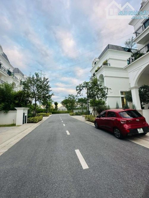 BIỆT THỰ PARK CITY HÀ ĐÔNG TIỂU KHU LE JARDIN 360M MẶT TIỀN 15M GIÁ 120 TỶ