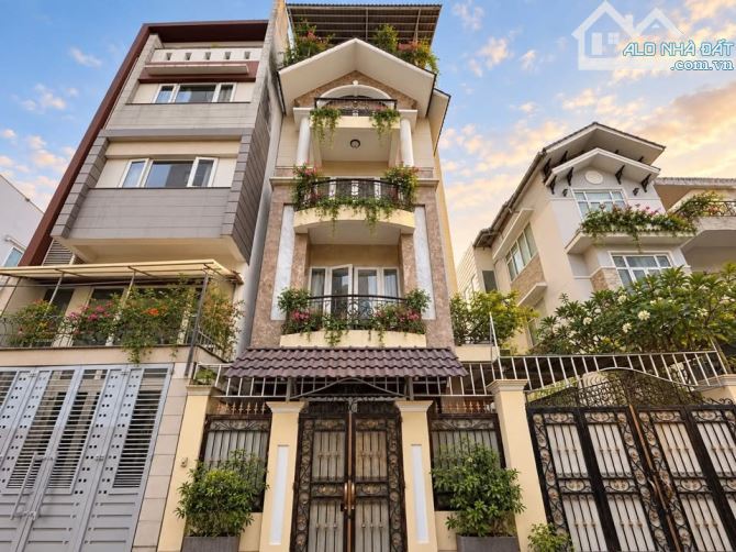 Hẻm Nhựa 8m Ô Tô Tránh Đường Tân Cảng, Bình Thạnh - Giá 3 Tỷ 250 / 7m x 16m. Sổ Riêng