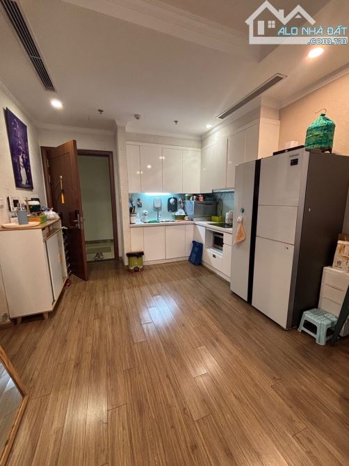 Bán Căn hộ Tòa Park3 tầng cao thoáng sáng DT 72m2, view Quảng trường- 2 Ngủ- 2 wc- GIÁ RẤT