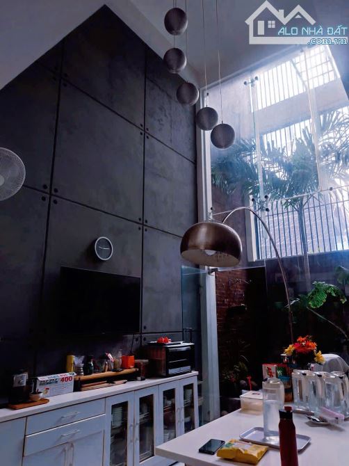Bán Nhà HXH Phổ Quang - Tân Bình - 5x20m - 4 Tầng - Nội Thất Cao Cấp - Giá 21,8 Tỷ TL