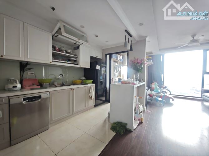 BÁN CĂN HỘ LÔ GÓC - 3N - BEA SKY PHẠM TU - FULL NỘI THẤT - 8 TỶ