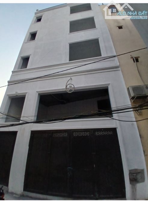 8.6 tỷ/59 m2/6 Tầng thang máy/ Nhà Đẹp Cổ Bi