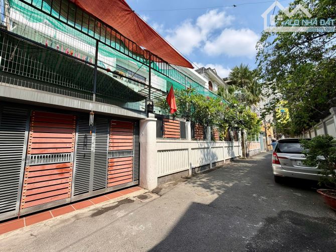 Bán Biệt Thự VIP Nam Kỳ Khởi Nghĩa Q3: 16x15m (251.1m²), 2 Tầng, Hẻm Xe Hơi - Giá Chốt 68
