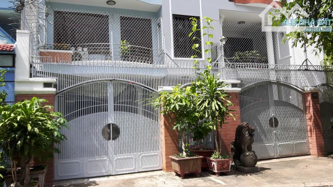 Hẻm xe hơi Hoà Hưng (Q10), 16x26m, giá 99 tỷ