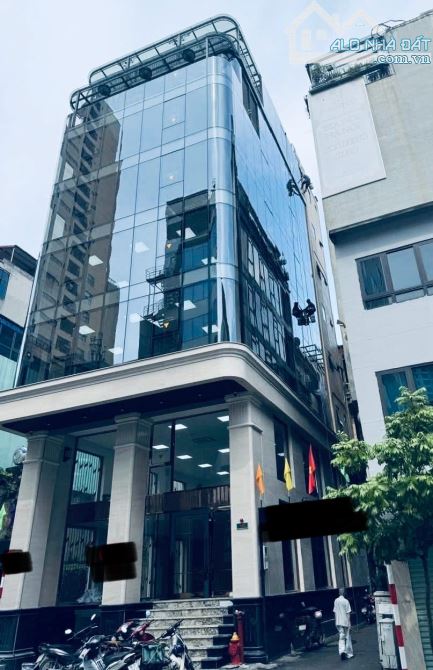 Siêu rẻ - Chủ cần bán gấp nhà mặt đường vành đai 2.5 - 180m2 x 9t mới + mt 9m - lô góc