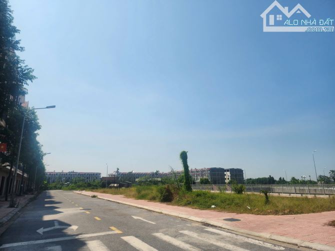 🏡 BÁN NHÀ XÂY THÔ – LK4 VẠN PHÚC VẠN AN 📐 Diện tích: 76,5m2 – MT 4,5m
