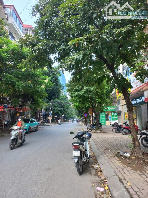 BÁN NHÀ NGUYỄN XIỂN, PHÂN LÔ VỈA HÈ, OTO TRÁNH, Ở, KINH DOANH, VĂN PHÒNG, NHỈNH 27 TỶ