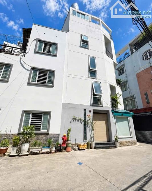 Hạ 2 tỷ, bán nhà gần khu VIP Phan Xích Long, 41m2, 5 tầng, giá chỉ 7.19