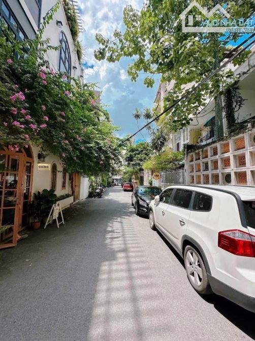 BÁN NHÀ CẤP 4 hẻm 2ôtô đường Bacu P.4 VŨNG TÀU NGANG 6m cực đẹp giá 8,4 tỷ