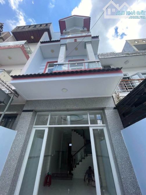 NHÀ BÌNH TÂN NGUYỄN THỊ TÚ HXH SHR 4X20M 3 TẦNG 4PN3WC CHỈ 5TY1 GIÁ THẬT