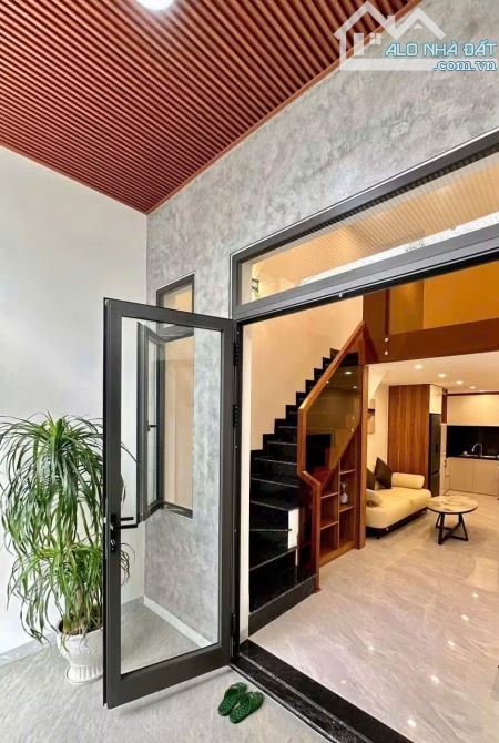 Nhà gác lững đúc. Kiệt 3m5 Trần Xuân Lê, trung tâm Thanh khê, dt 47m2