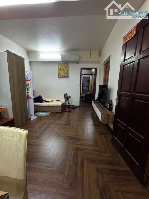 CHUNG CƯ KĐT ĐỀN LỪ HOÀNG MAI 60M 2 NGỦ GIÁ 3.85 TỶ