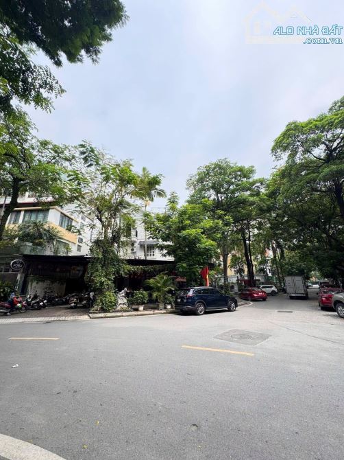 BÁN BIỆT THỰ BẮC LINH ĐÀM-215/250M2, 5 TẦNG, LÔ GÓC KINH DOANH NGÀY ĐÊM GIÁ 89 TỶ