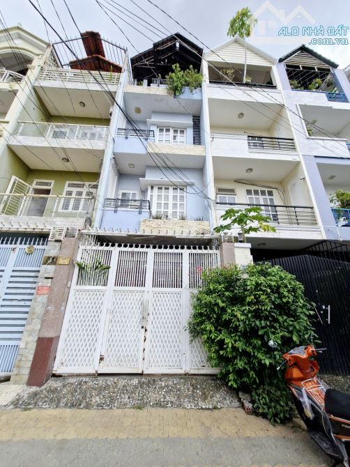 ĐỪNG MUA NẾU BĐS KHÔNG RÕ VỀ PHÁP LÝ, NHÀ MẶT TIỀN CAO LỖ - TẠ QUANG BỬU 80m2