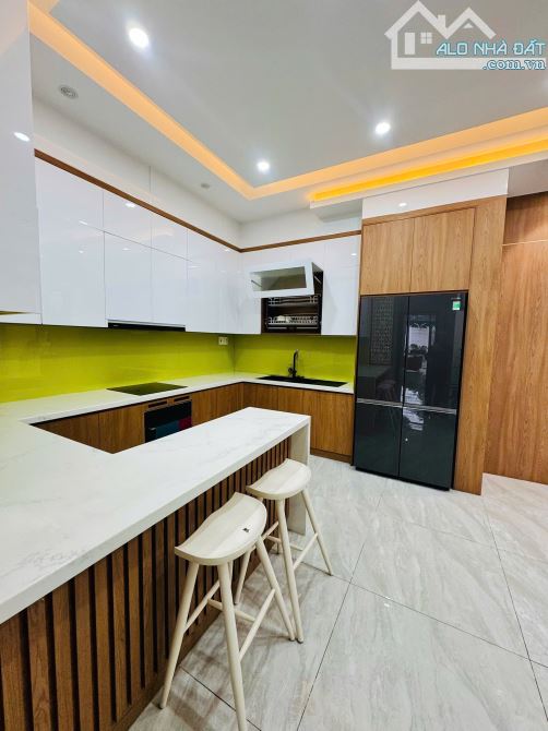 BÁN BIỆT THỰ GÓC 2 MT - GLOBAL CITY - BƯNG ÔNG THOÀN, LIÊN PHƯỜNG - 8x20 - GIÁ 17.x TỶ