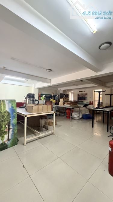 TÒA NHÀ VP MẶT TIỀN ĐƯỜNG ĐÔI- 200M2 (10m*20M)8 TẦNG- THU NHẬP 6.000$/THÁNG