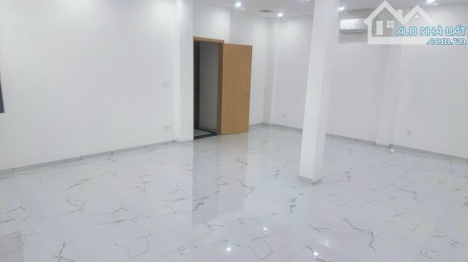 Bán Tòa Nhà MT Nguyễn Xí Bình Thạnh: 7x21m Hậu 7.7m,Hầm 7 Tầng Thang Máy, HĐT 165Tr 28tỷ