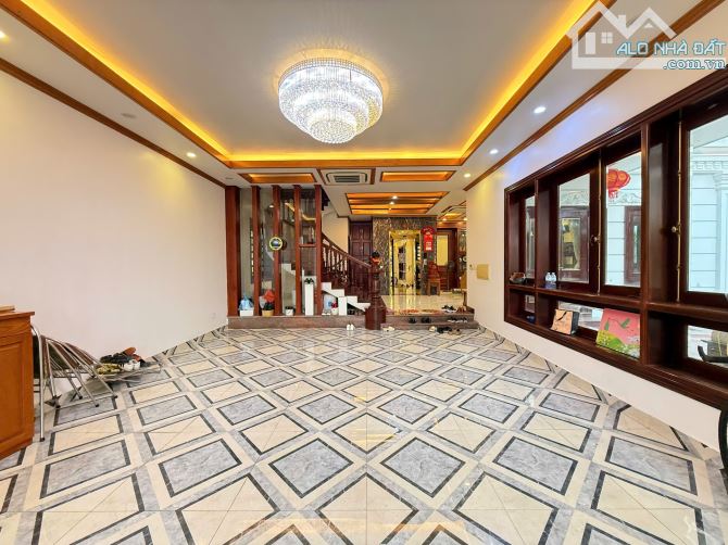 Bán biệt thự lô góc 212m x 4 tầng lê hồng phong