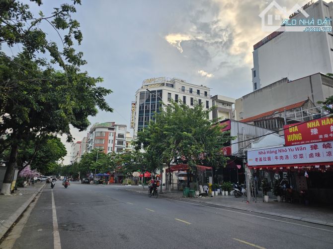 Bán nhà 4 tầng đg ngọc hân công chúa DT 81m, MT4,5m, Hướng ĐN, Giá 22,8 tỷ