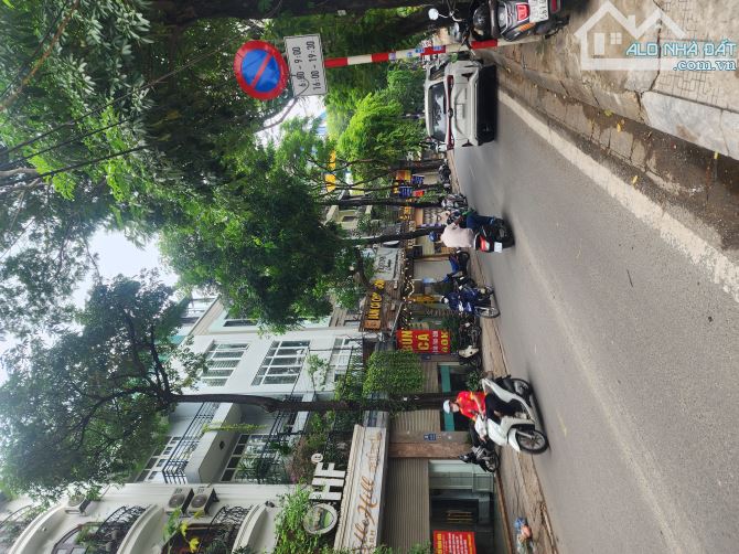 BÁN NHÀ MẶT ĐƯỜNG 19/5 ĐÔ THỊ VĂN QUÁN , RẤT HIẾM NHÀ BÁN. KINH DOANH, 2 THOÁNG