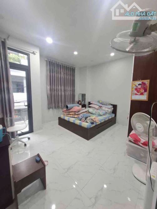 Bán nhà đẹp như NGỌC TRINH, khu Lê Văn Quới, Bình Trị Đông, Bình Tân
