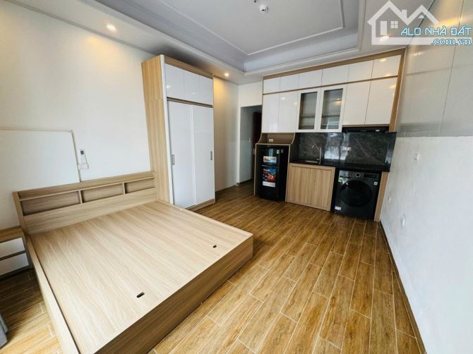 Bán CCMN Nguyễn Chính, Tân Mai, 97m² x 6T, 23 phòng khép kín full đồ, dòng tiền 103tr/th
