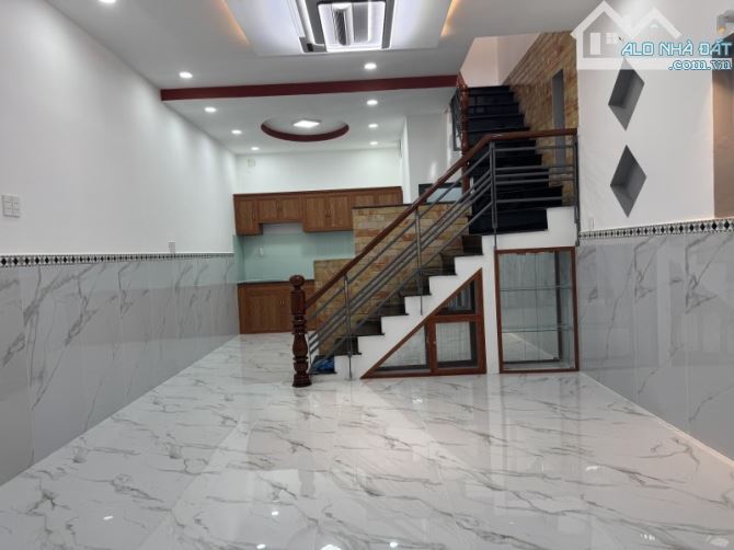 Bán nhà đẹp 44m2, 2 tầng, 3PN, đường số 46, Hiệp Bình Chánh, Thủ Đức, TP HCM. Sổ hồng