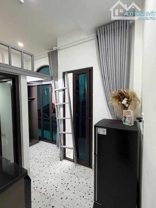 BÁN TOÀ NHÀ CHDV 7 TẦNG THANG MÁY 16CĂN HỘ KK MỚI ĐẸP BẮC TỪ LIÊM DÒNG TIỀN 900TR/ NĂM.14Ỷ