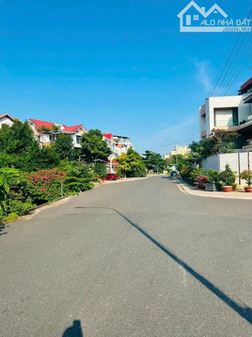 🔥 BÁN BIỆT THỰ GÓC 2 MẶT TIỀN MẠC THANH ĐẠM – BÃI SAU – 263M² – 8PN – HỒ BƠI – 49 TỶ 🔥