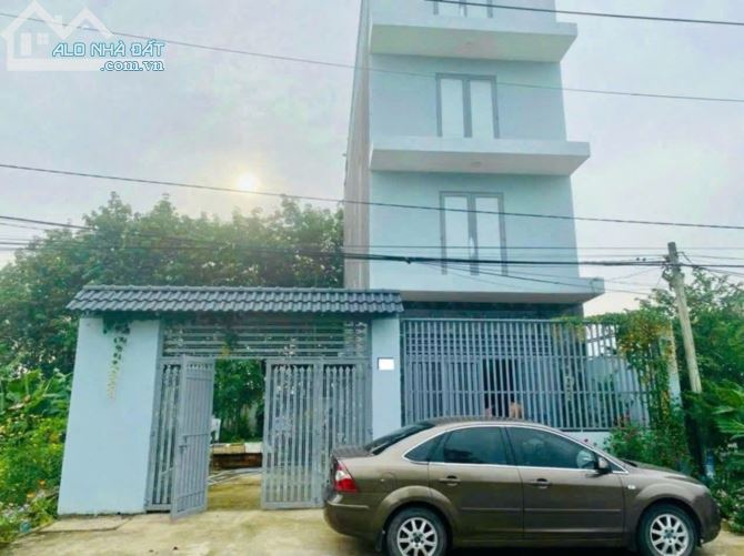 🏡 BÁN NHÀ 4 TẦNG – DIỆN TÍCH 220M² – NGANG 10M – CÓ SÂN VƯỜN – ĐƯỜNG NHỰA 5M